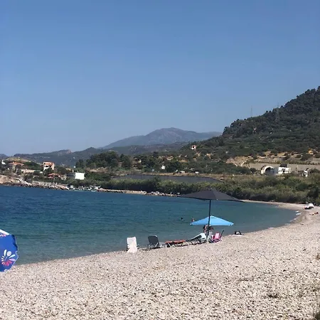 Aigeira Seafront 1st Floor Apartment *