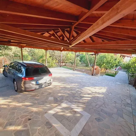 Aigeira Seafront 1st Floor Apartman